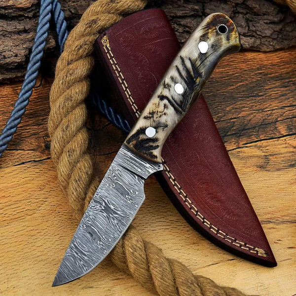 Custom Handmade Skinning Knife with Full Tang Damascus Steel Blade and Mountain Sheep Horn Handle - 7.25 Inches